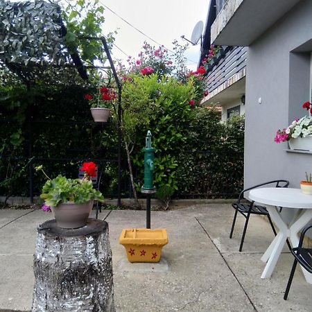Pepa Zg Appartement Zagreb Buitenkant foto