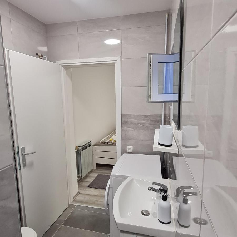 Pepa Zg Appartement Zagreb Buitenkant foto