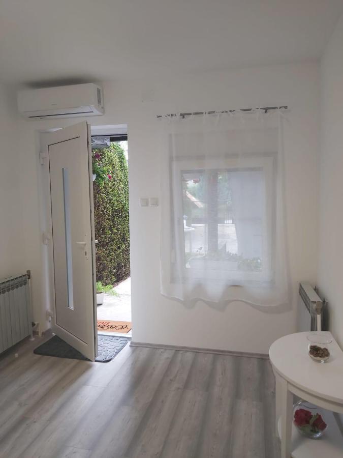 Pepa Zg Appartement Zagreb Buitenkant foto