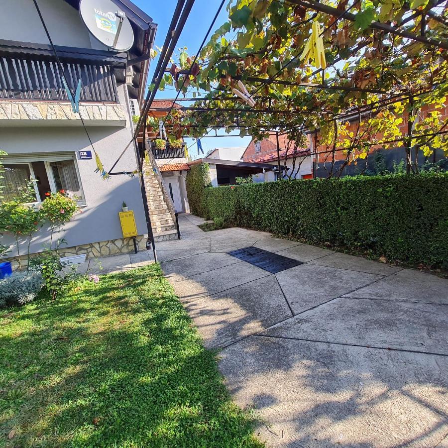 Pepa Zg Appartement Zagreb Buitenkant foto